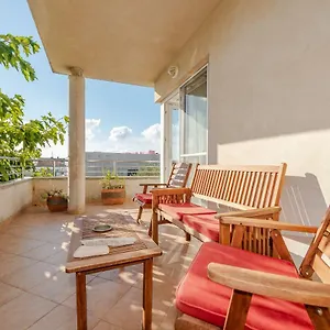 romantic-oasis-apartments.hotelinzadar.com/
